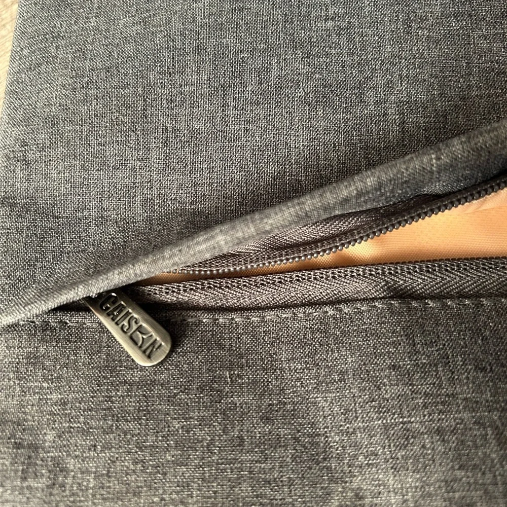 Gray Minimalist Laptop Bag with Textured Fabric